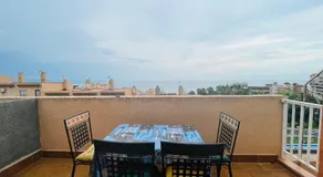 Holiday with a sea view - Image 5