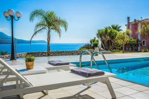 Villa Seaspray in Karavomylos - Image 4