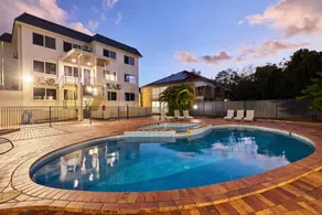Southport Motel & Apartments - Image 5