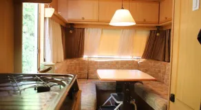 Full-Service Caravan - Image 3