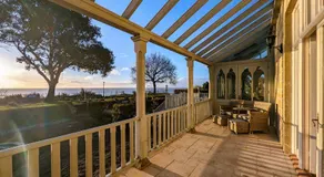 Old Vicarage Garden Apartment, Duplex Residence, Breathtaking sea views Over Shanklin Bay - Shanklin Old Village, fantastic family getaway! - Image 4