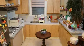 Peach Haven - Image 5
