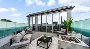 Contemporary Fulham Penthouse with Large Balcony - Pass the Keys - Image 4