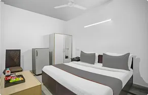 Hotel Triton Residency - Image 5