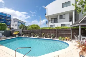 Family Beach Abode, Sunshine Beach - Image 3