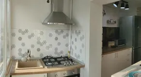 Modern and Cozy Apartment - Image 5