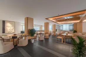 BRILLIANT JIANGUO Resort Hotel - Huanggang Luotian Tiantangzhai Scenic Area - Image 4