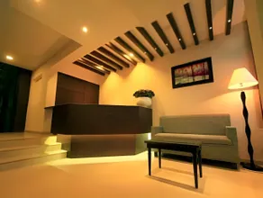 Hotel La Capitol - Image 2