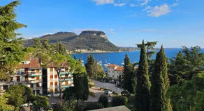Dani's Lakeside Apartment in Euroresidence - Image 3