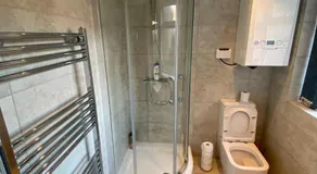 Victoria Guest House - Image 2