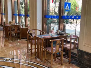 Yuehai Hotel - Image 4