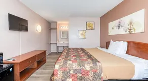 The SkyBreeze Inn - Image 2