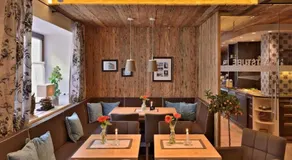 Landhotel Zum Jägerstöckl - Image 2