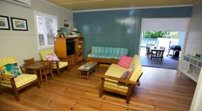 23 Bryce St Moffat Beach - Image 4