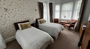 Lomond Guest House - Image 2