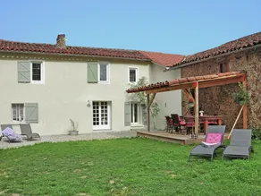 Beautiful Villa with Swimming Pool in Artigat - Image 1