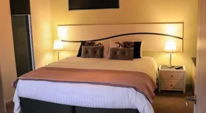 Ulverstone River Retreat - Image 2
