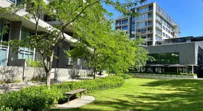 Modern Loft Retreat in Barton Canberra ACT near Parliament House - Image 2