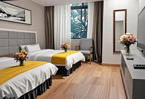 Huaying Peak Business Hotel (Huayingshan Square Branch) - Image 2