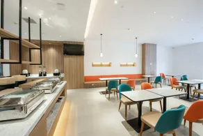 Hanting Premium Hotel Weinan North Railway Station Lotte Street - Image 5