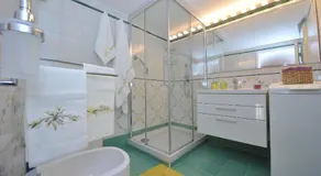 APPARTEMENT MAISON VICTOR AU CENTRE - Image 2