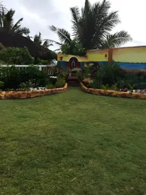 Lacsa Hilton Beach Resort - Image 3