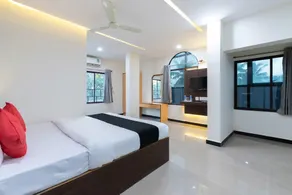 Capital O 41866 Hotel Metro Palace - Image 3