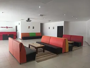 Fresh Hotel Bercham - Image 1