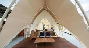Lù Yīng Retreats - Image 2