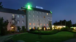 Parkhotel Neubrandenburg - Image 2