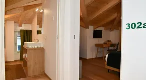 Habitación en casa de familia | Acepta mascotas - Image 4