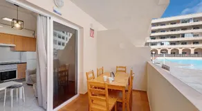 Apartamento Marineda - Image 3