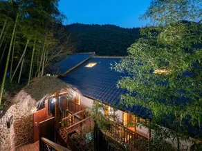 West Time Hot Spring Hostel - Image 4