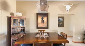 Cozy quiet home BBQ Pool Outdoor entertaining - Image 4