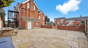 Great Maidstone Flat with Parking - Sleeps 3 - Image 4