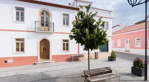 Bohemian Antique Guesthouse - Image 5