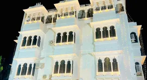 Lotus hotel - Image 3