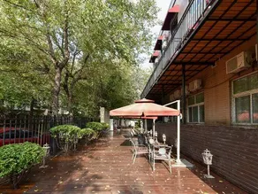 Yoyo Hotel - Image 5