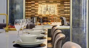 Swish Luxury Holiday Apartments - Image 5