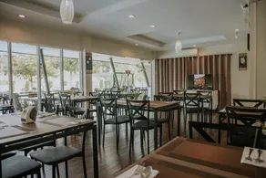 Mossview Resort - Image 4