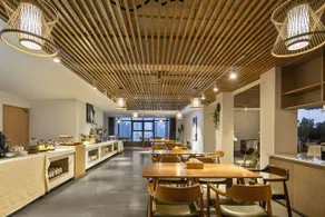 Puyu Luxury Smart Hotel (Lingang University Town Branch) - Image 5