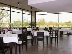 B2 Mahidol Boutique & Budget Hotel - Image 4