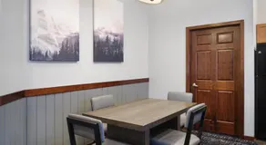 Club Wyndham Glacier Canyon - Image 3
