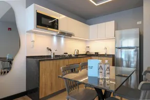 Living 110 Suites by Wynwood House - Image 3
