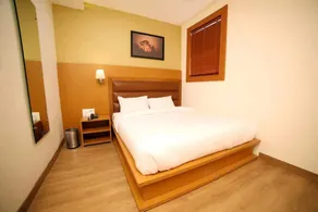 Banyan hotel and restro - Image 4