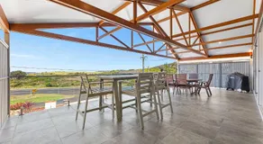 Luxury Beach House - Image 5