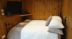 Malthouse Farm Cottage Carriage - Image 2