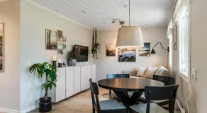Nyrenoverat gårdshus på havstomt med hög standard - Image 3