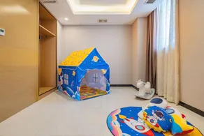 shilun Hotel - Image 5