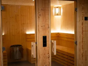Wellness Home w Hot Tub - Image 2